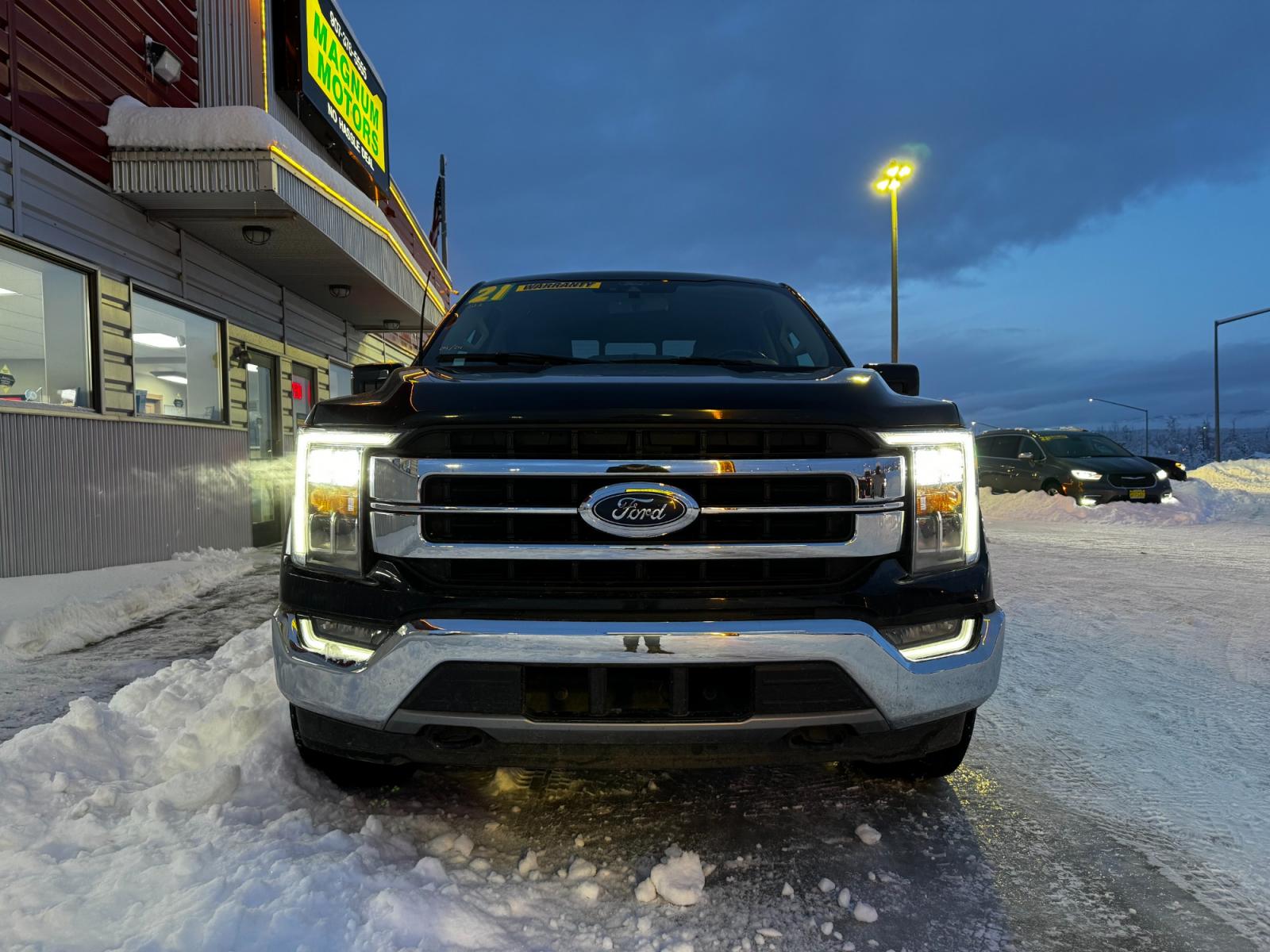 2021 Blue /Black Ford F-150 Lariat SuperCrew 6.5-ft. Bed 4WD (1FTFW1E5XMK) with an 5.0L V8 OHV 16V engine, 6A transmission, located at 44152 Sterling Highway, Soldotna, 99669, (907) 262-5555, 60.484917, -151.062408 - Photo #5
